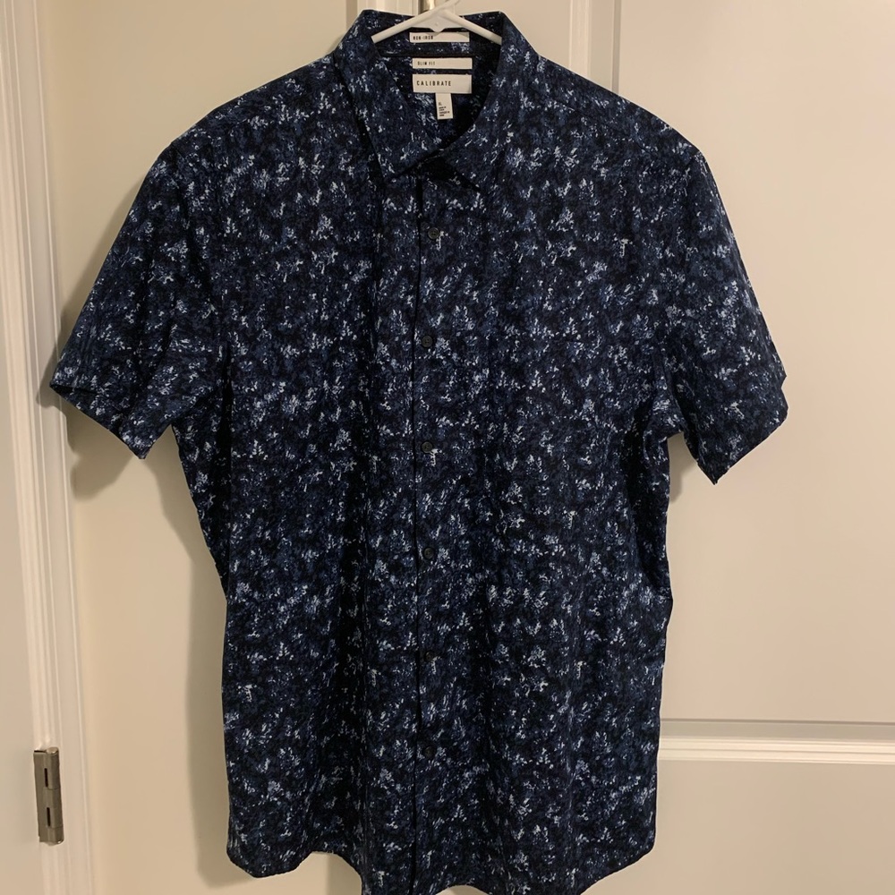 Men’s Calibrate Short Sleeve Shirt LARGE